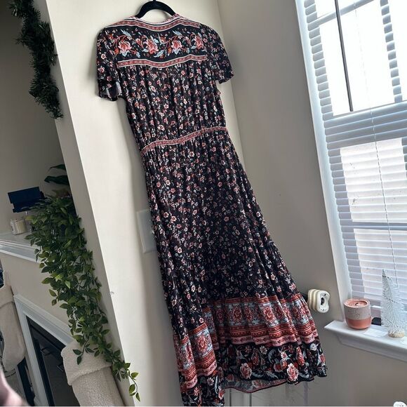 Cottagecore Staring black and pink floral midi dress - Picture 11 of 15
